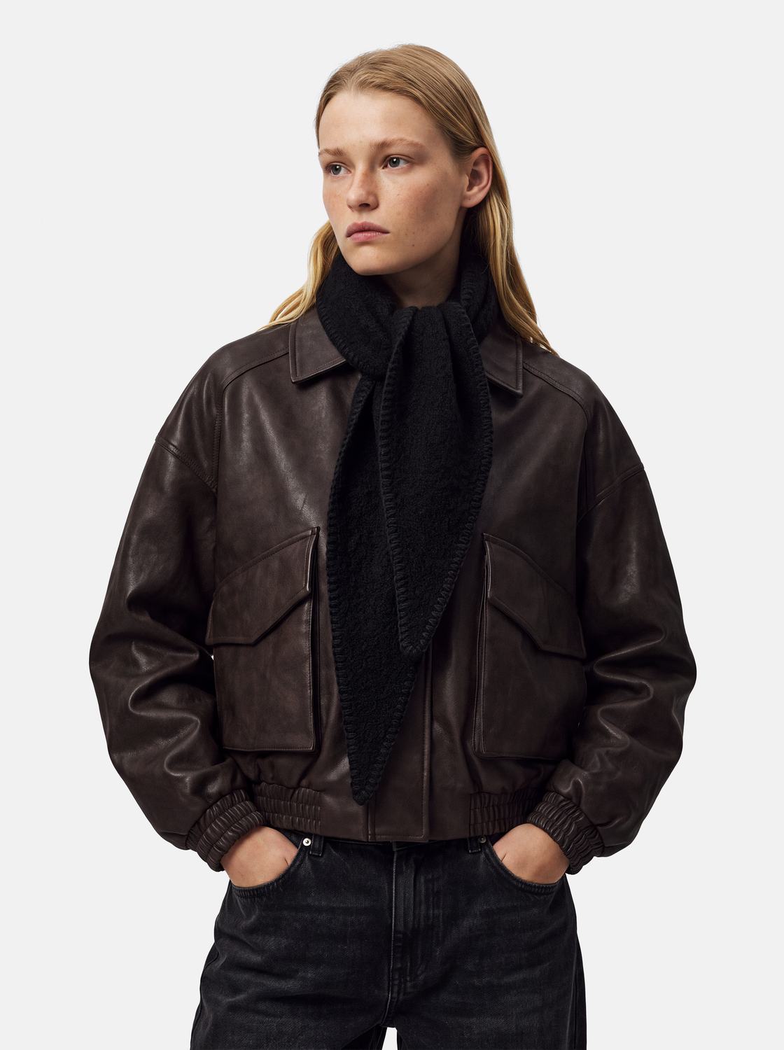 model_shot-front